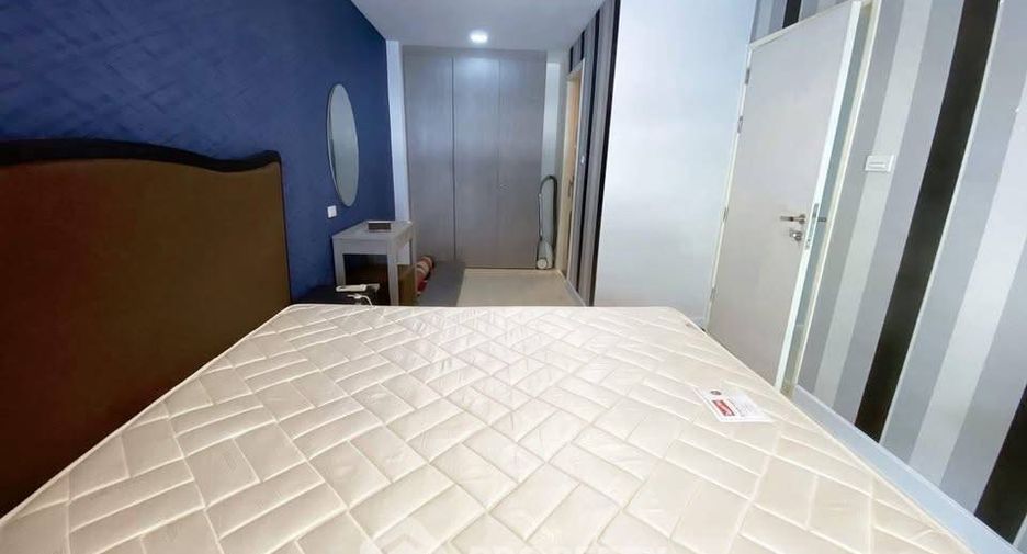 Wohnung zur Miete und zum Kauf mit 2 Zimmer in Phra Khanong, Bangkok