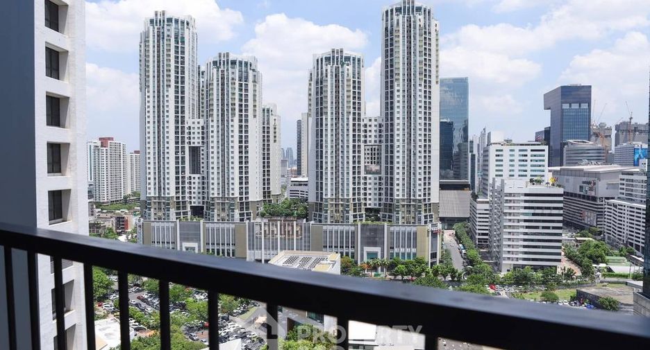 Condo en venta de 2 habitaciones en Huai Khwang, Bangkok