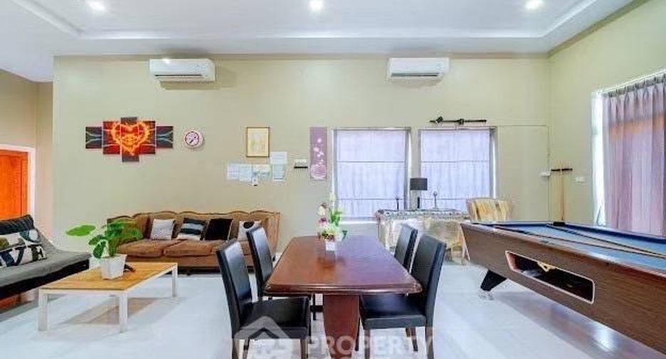 For rent 3 bedrooms villa in Huay Yai, Pattaya