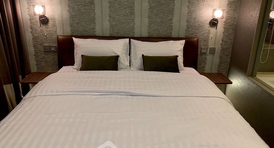 For rent 1 bed condo in Watthana, Bangkok