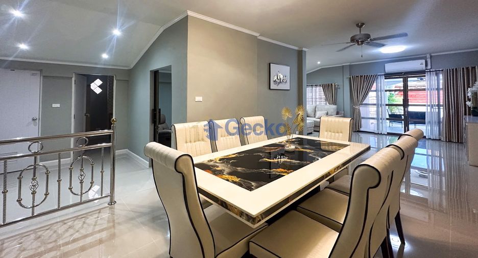 For sale 4 bedrooms house in East Pattaya, Pattaya