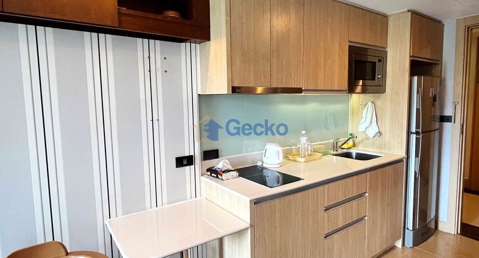 For sale 1 bed condo in Pratumnak, Pattaya