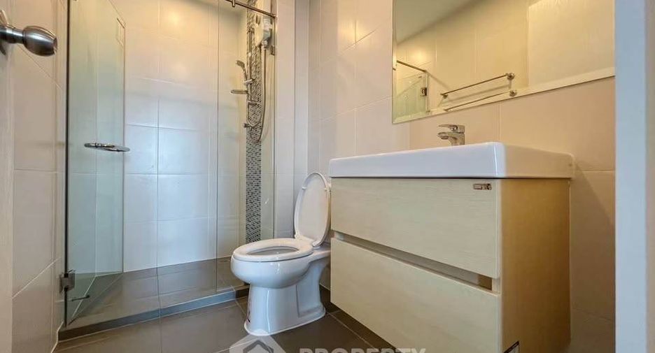 For rent 2 bedrooms condo in Bang Sue, Bangkok
