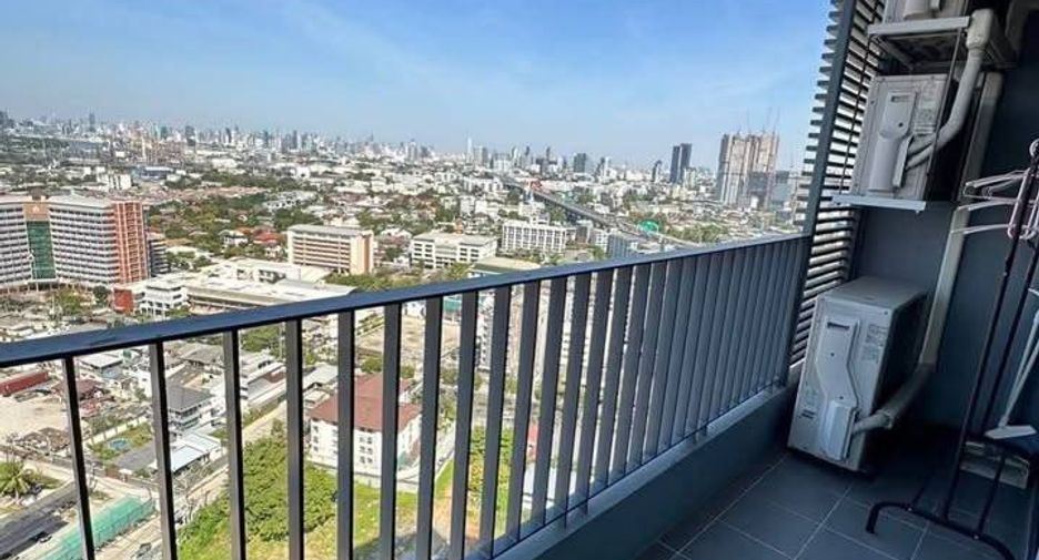 For rent 2 bedrooms condo in Bang Na, Bangkok