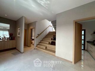 Villa zur Miete mit 4 Zimmer in Bang Lamung, Chonburi