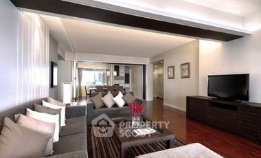 For rent 3 bedrooms condo in Khlong Toei, Bangkok