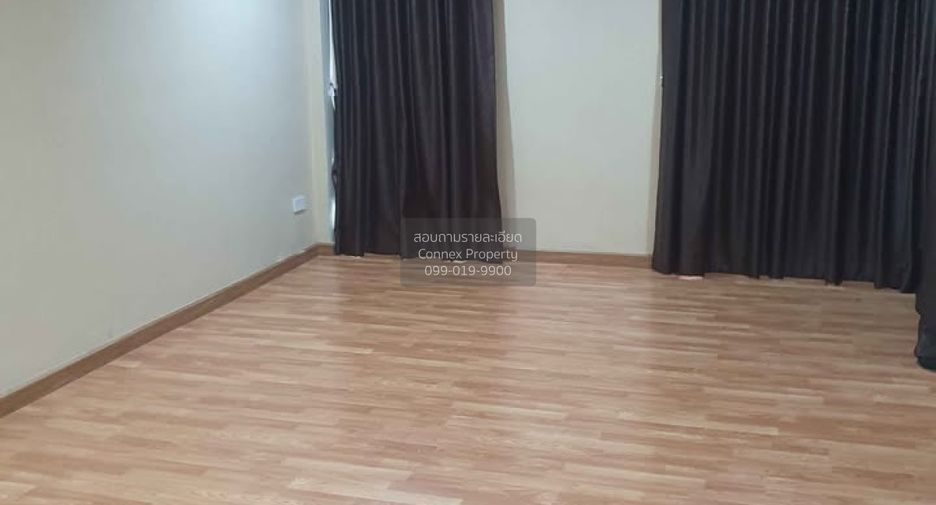 Reihenhaus zur Miete mit 3 Zimmer in Pak Kret, Nonthaburi
