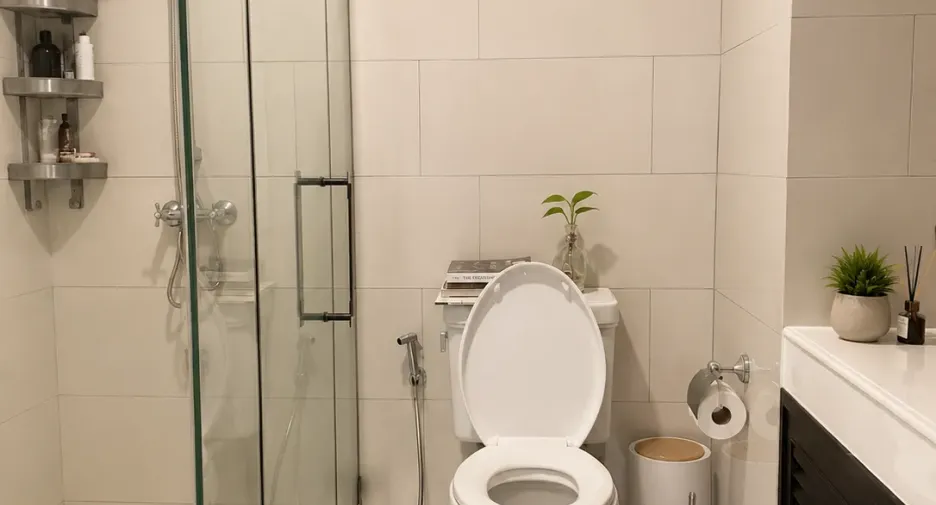 For rent 1 bed condo in Watthana, Bangkok