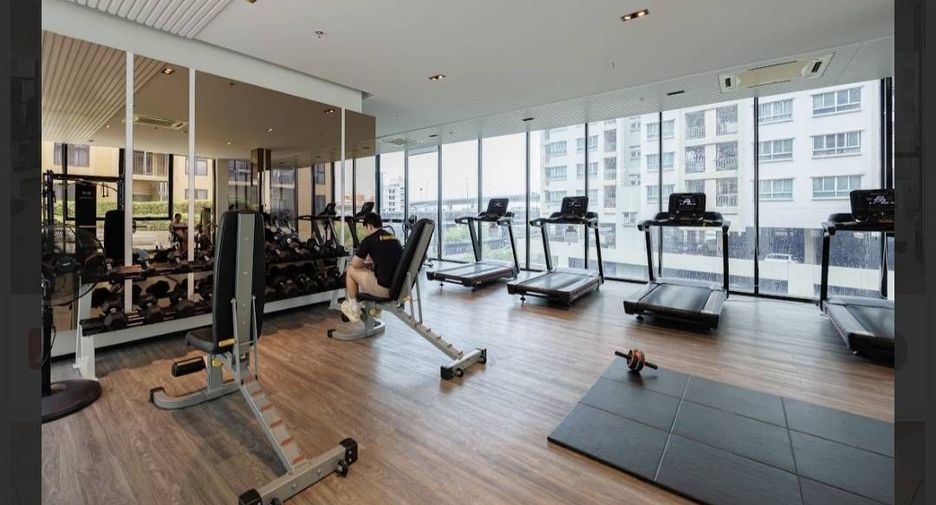 For sale 1 bed condo in Bang Phlat, Bangkok