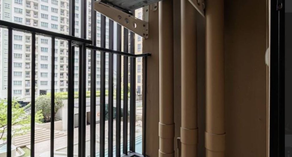 For sale 1 bed condo in Bang Phlat, Bangkok