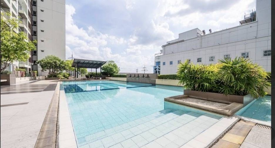 For sale 1 bed condo in Bang Khen, Bangkok