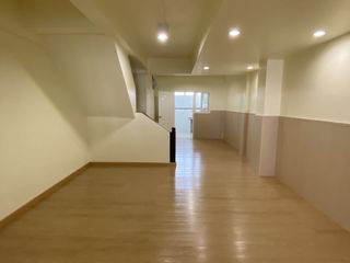 For sale 2 bedrooms townhouse in San Kamphaeng, Chiang Mai