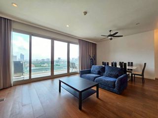 For rent 3 bedrooms condo in Pathum Wan, Bangkok