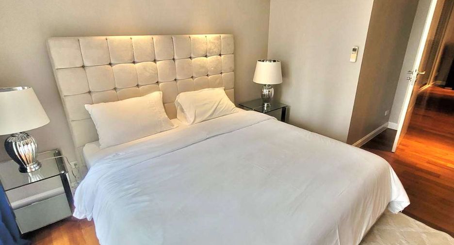 Wohnung zur Miete mit 3 Zimmer in Watthana, Bangkok