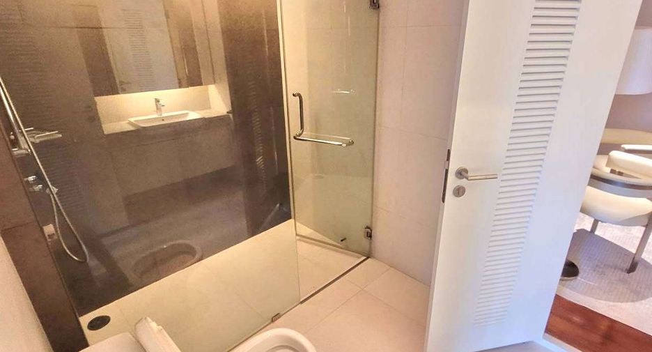 Wohnung zur Miete mit 3 Zimmer in Watthana, Bangkok