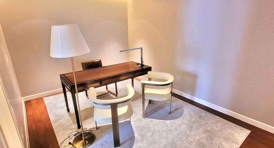 Wohnung zur Miete mit 3 Zimmer in Watthana, Bangkok