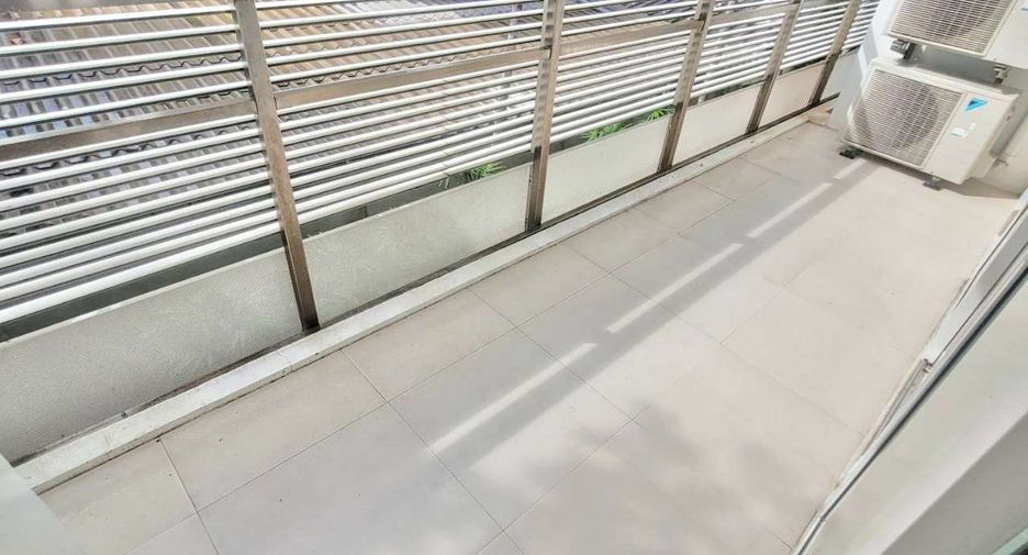 Wohnung zur Miete mit 3 Zimmer in Watthana, Bangkok