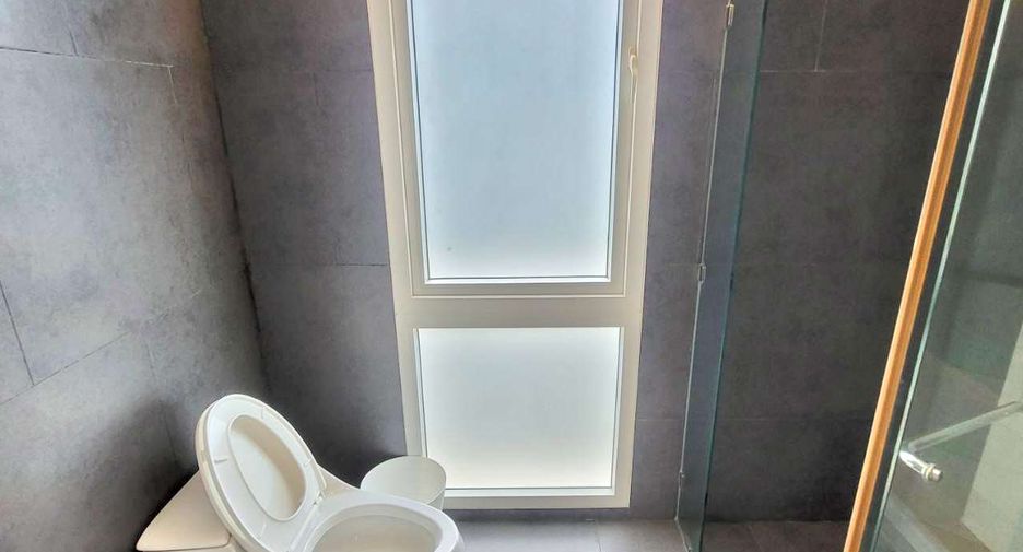 Wohnung zur Miete mit 3 Zimmer in Watthana, Bangkok