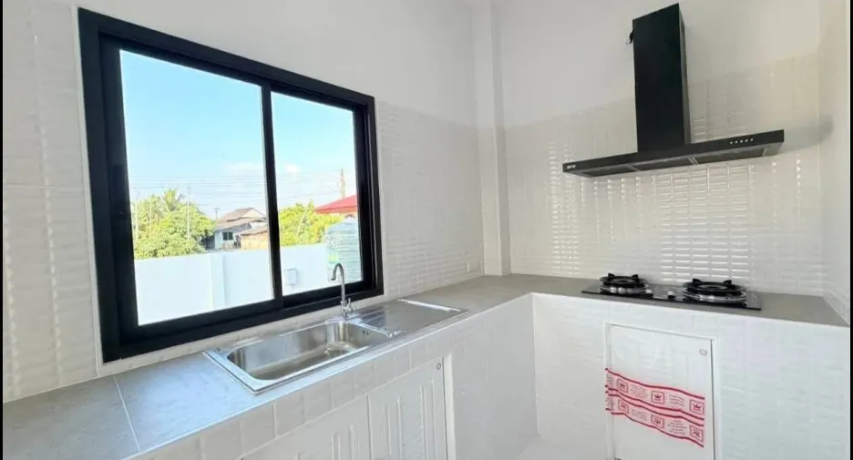 For rent 3 bedrooms house in Saraphi, Chiang Mai