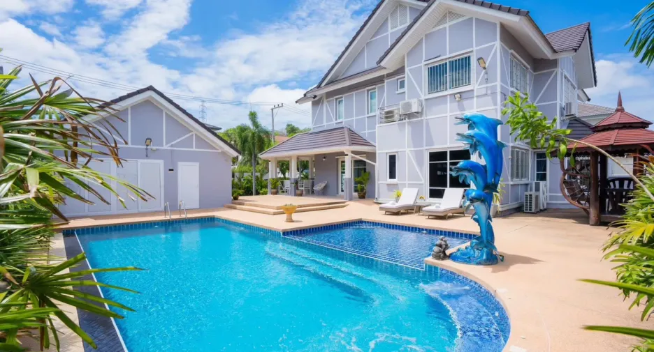 Villa en venta de 6 habitaciones en East Pattaya, Pattaya