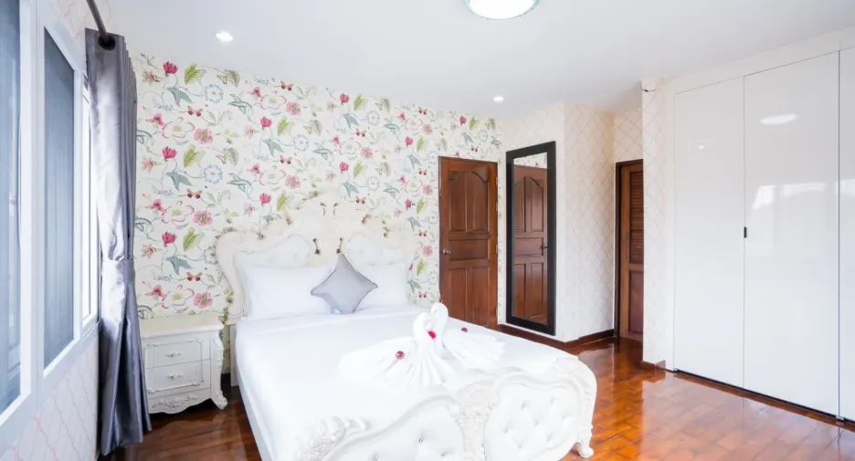 Villa en venta de 6 habitaciones en East Pattaya, Pattaya
