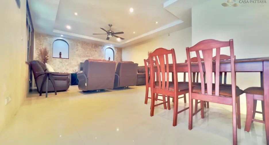 Villa en alquiler de 3 habitaciones en East Pattaya, Pattaya