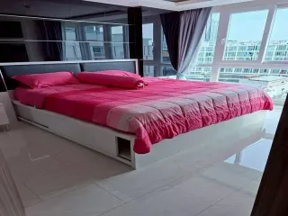 For sale 3 bedrooms condo in Bang Lamung, Chonburi