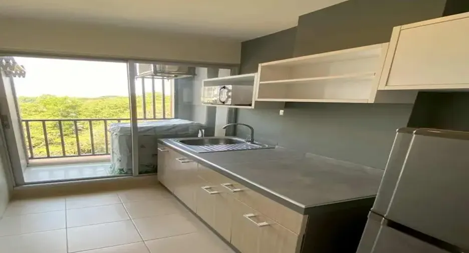 À vendre 2 chambres condo à Bang Lamung, Chonburi