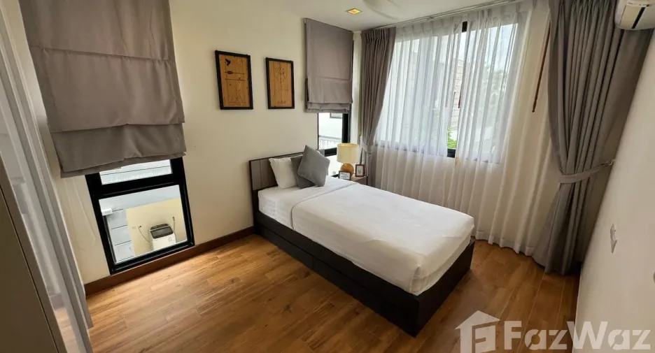 For sale 5 bedrooms villa in Thalang, Phuket