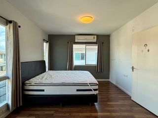 For sale 3 bedrooms house in San Kamphaeng, Chiang Mai