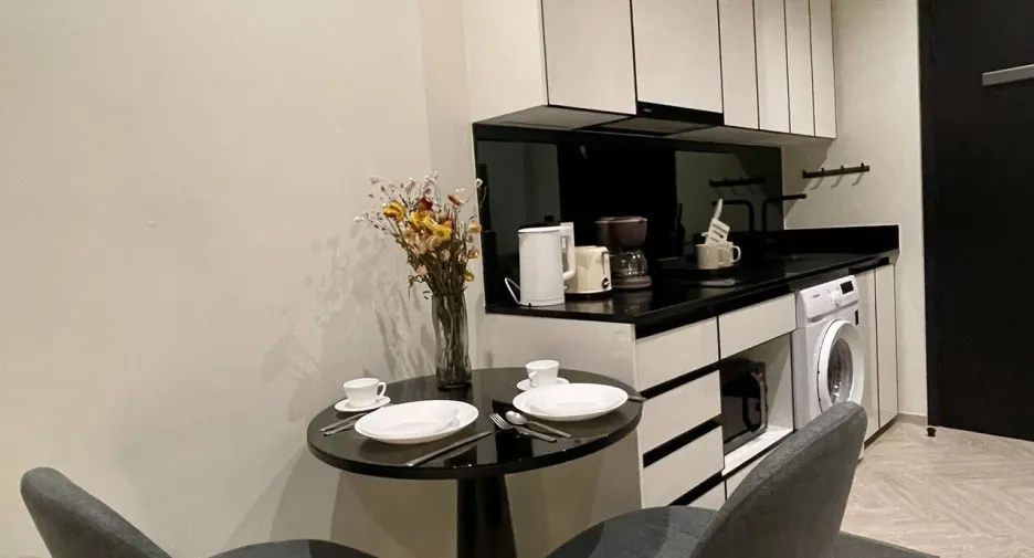 À louer 1 chambre condo à Khlong San, Bangkok