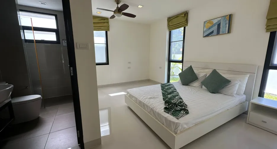 For sale 5 bedrooms villa in Thalang, Phuket