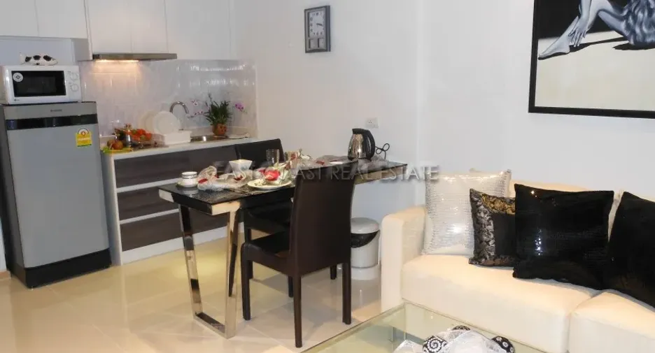 For rent and for sale 1 bed condo in Bang Lamung, Chonburi