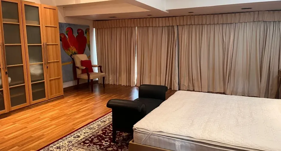 For sale 2 bedrooms condo 