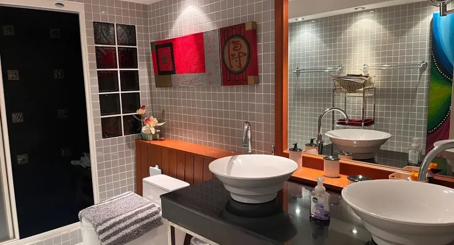 For sale 2 bedrooms condo 