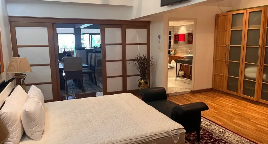 For sale 2 bedrooms condo 