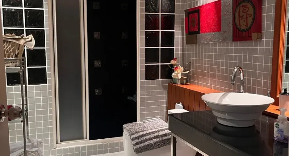 For sale 2 bedrooms condo 
