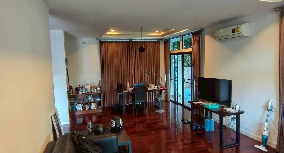 For rent 3 bedrooms house in Hang Dong, Chiang Mai