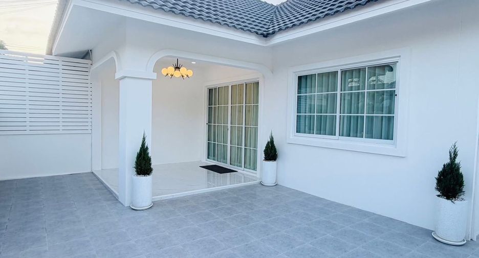 For sale 2 bedrooms house in East Pattaya, Pattaya