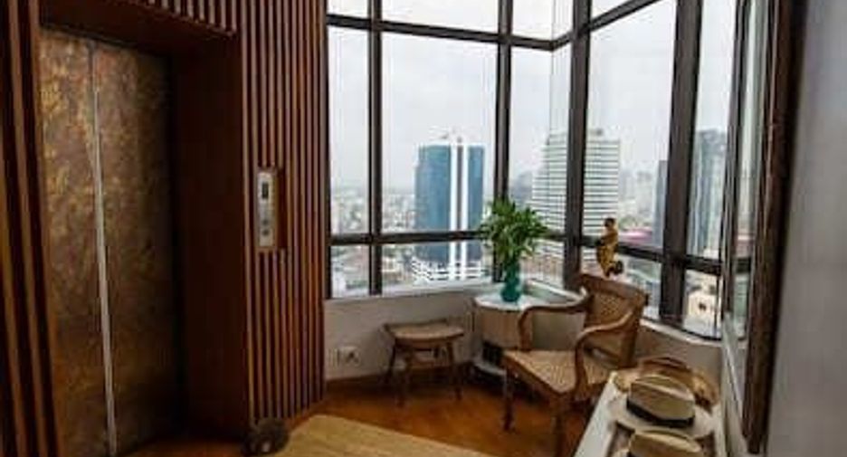 For sale and for rent 5 bedrooms condo in Watthana, Bangkok