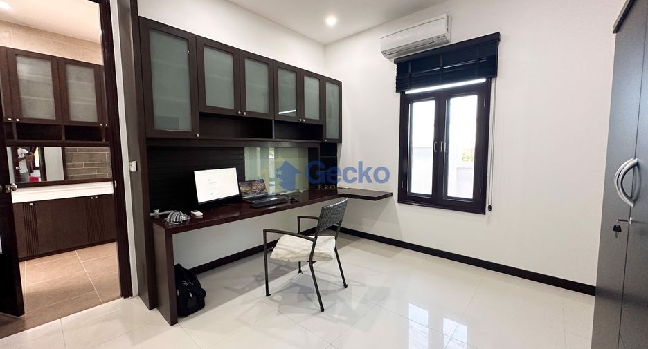 Casa en venta de 4 habitaciones en Sattahip, Chonburi