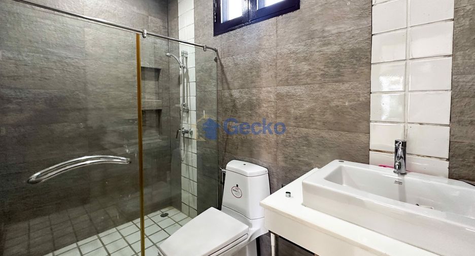 Casa en venta de 4 habitaciones en Sattahip, Chonburi