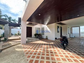 出售 4 卧室 独立屋 在 Bang Sare, 芭提雅