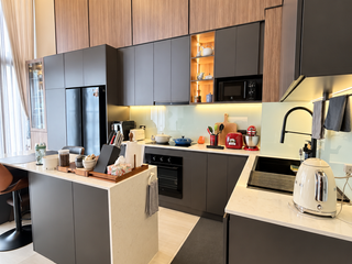 For sale 1 bed condo in Pathum Wan, Bangkok