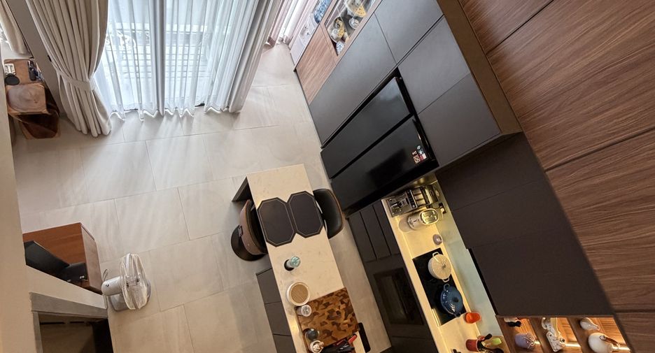 For sale 1 bed condo in Pathum Wan, Bangkok