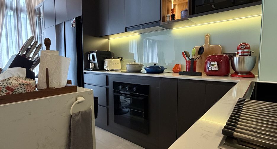 For sale 1 bed condo in Pathum Wan, Bangkok