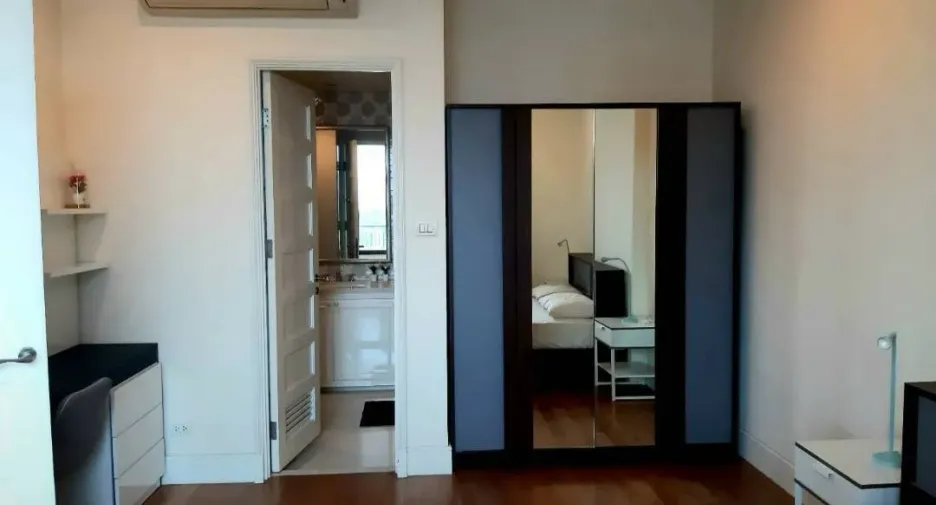 Condo en alquiler de 1 habitaciones en Khlong Toei, Bangkok