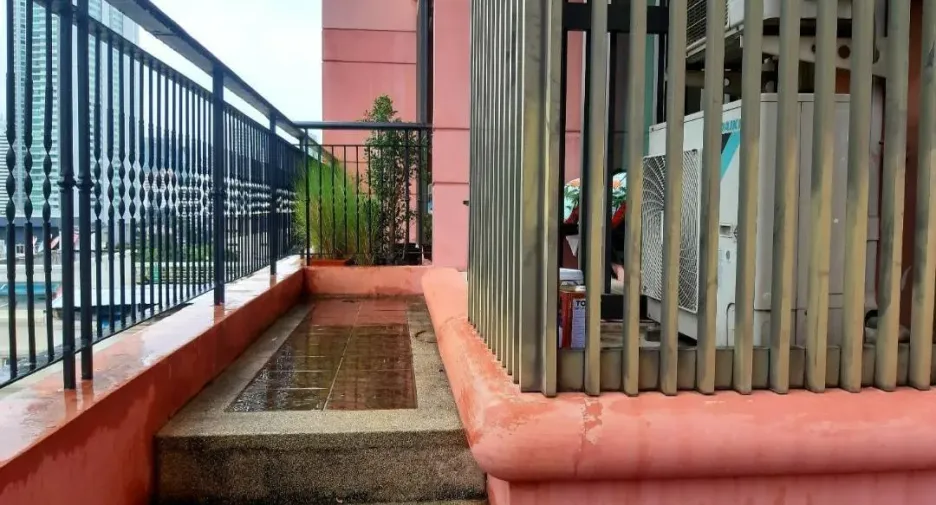 Condo en alquiler de 1 habitaciones en Khlong Toei, Bangkok