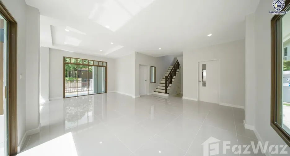 For sale 3 bedrooms house in Mueang Nonthaburi, Nonthaburi
