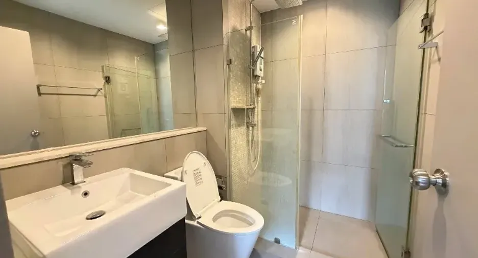 For rent 1 bed condo in Mueang Nonthaburi, Nonthaburi